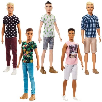 Cerca miglior prezzo Mattel Barbie Ken Fashionistas Modelli Assortiti