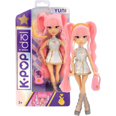 Bambola Yuni Fashion K-Pop Idol di IMC Toys